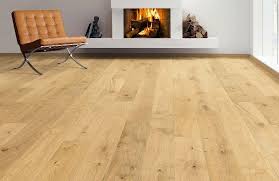 Referenz Eiche Landhausdiele im Wohnraum